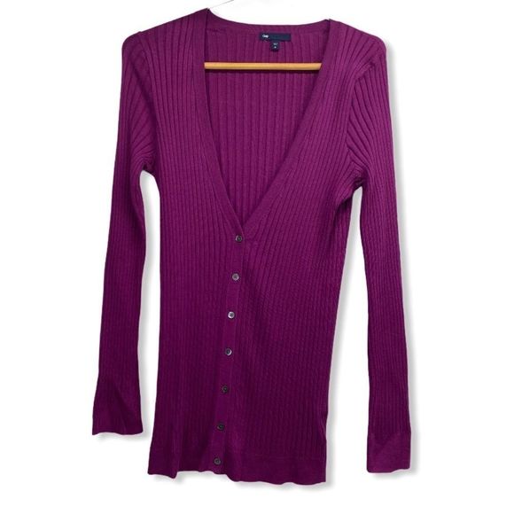 GAP Women's Purple Cardigan Sweater - Picture 2 of 6